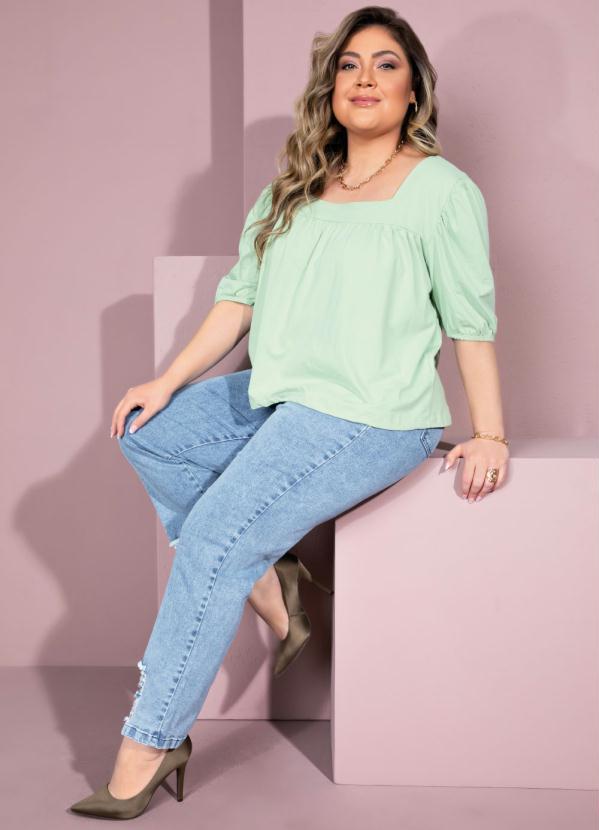 Quintess - Blusa Verde com Decote Quadrado e Franzidos 7