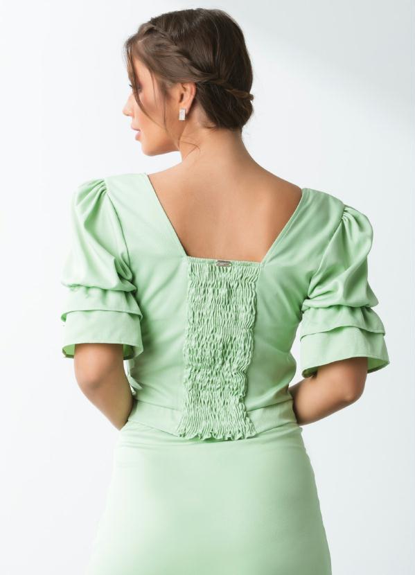 Quintess - Blusa Verde Decote Quadrado com Mangas 3/4 3