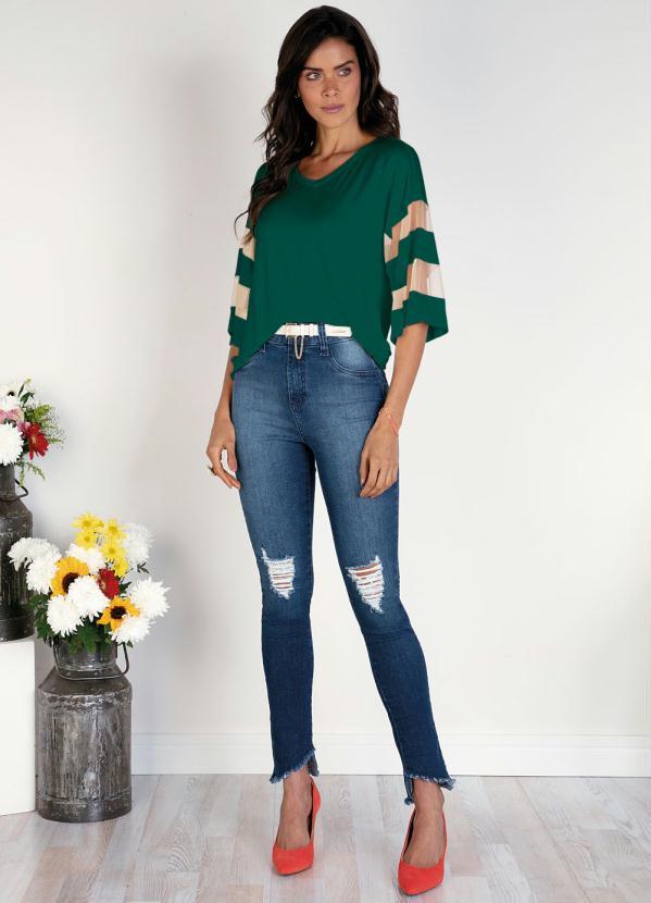 Quintess - Blusa Verde Mililitar com Detalhes em Tule 3