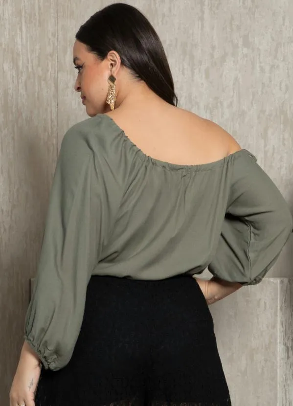 Quintess - Blusa Verde Oliva com Decote e Barra Ajustável 8