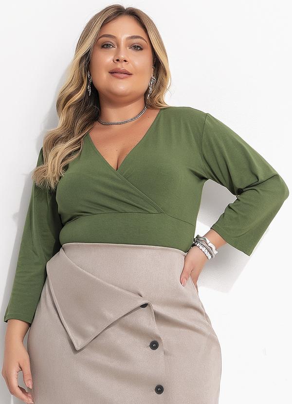 Quintess - Blusa Verde Oliva em Malha de Viscose 7