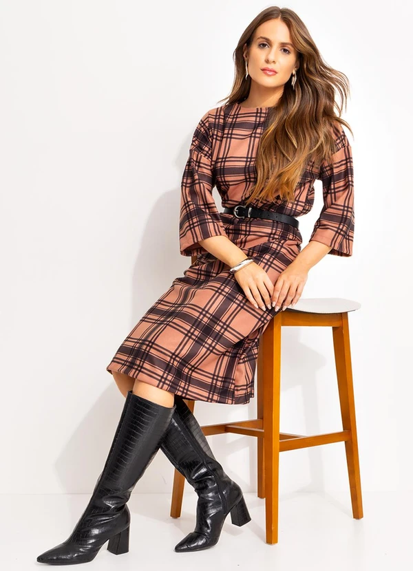 Quintess - Blusa Xadrez Marrom em Malha 5