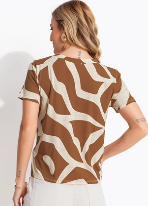 Quintess - Blusa Abstrato Caramelo em Malha de Viscose - QUINTESS