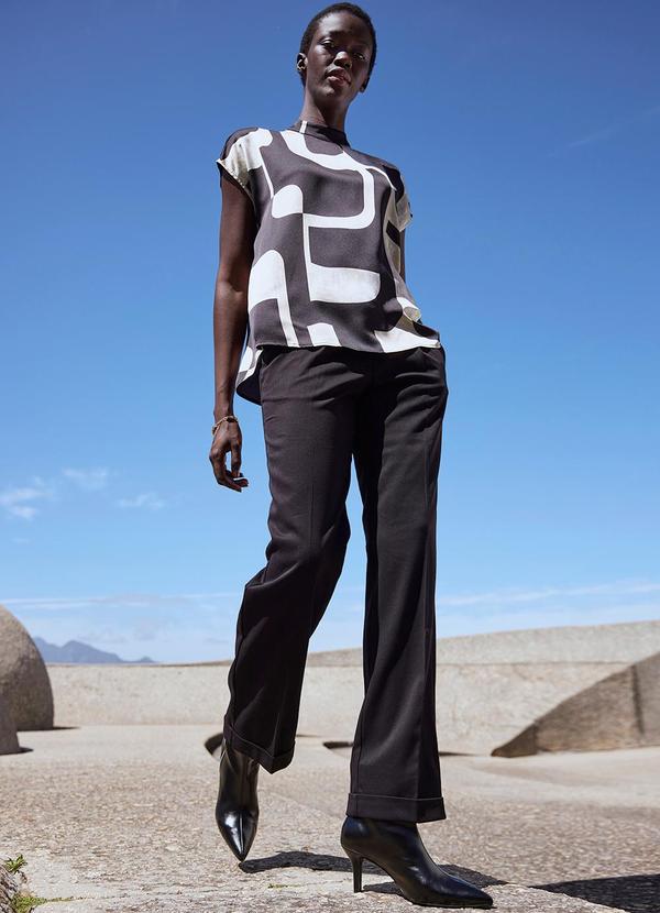 bonprix - Blusa Abstrato em Malha Fria 3