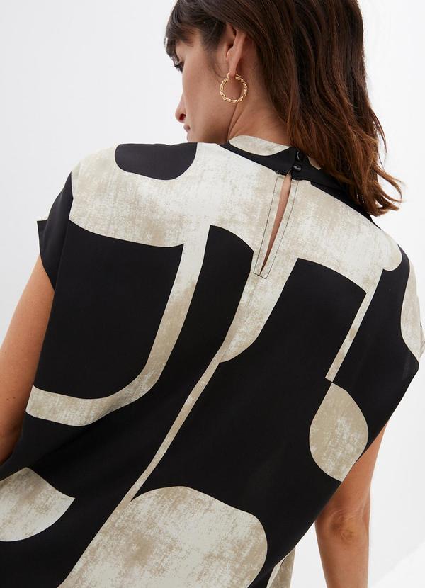 bonprix - Blusa Abstrato em Malha Fria 4