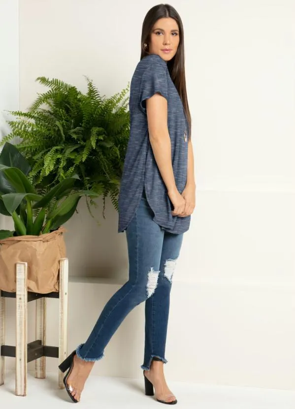 Quintess - Blusa Alongada Azul com Decote V 5