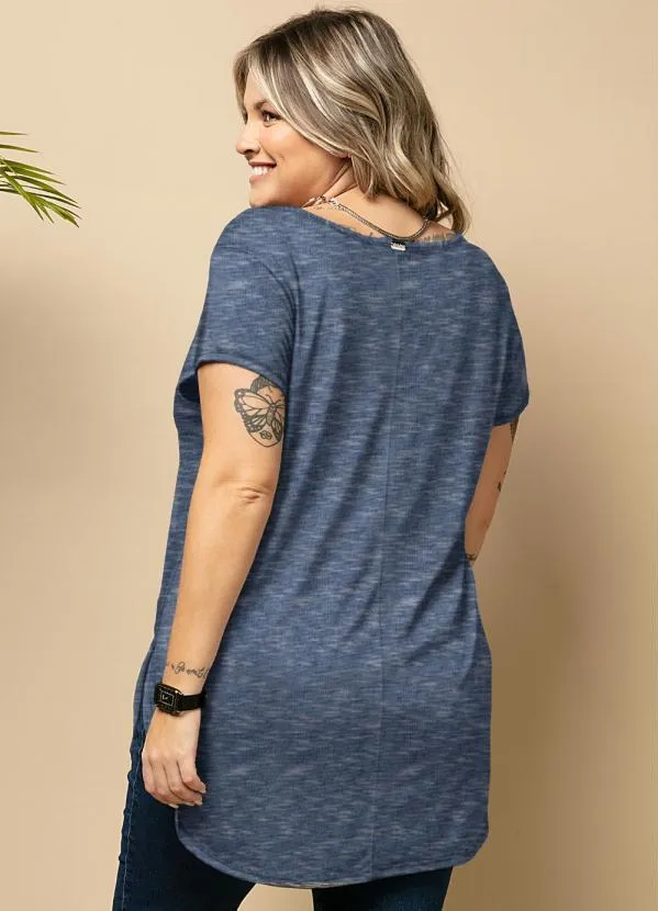 Quintess - Blusa Alongada Azul com Decote V 7