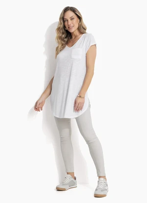 Quintess - Blusa Alongada Branca com Decote V - QUINTESS