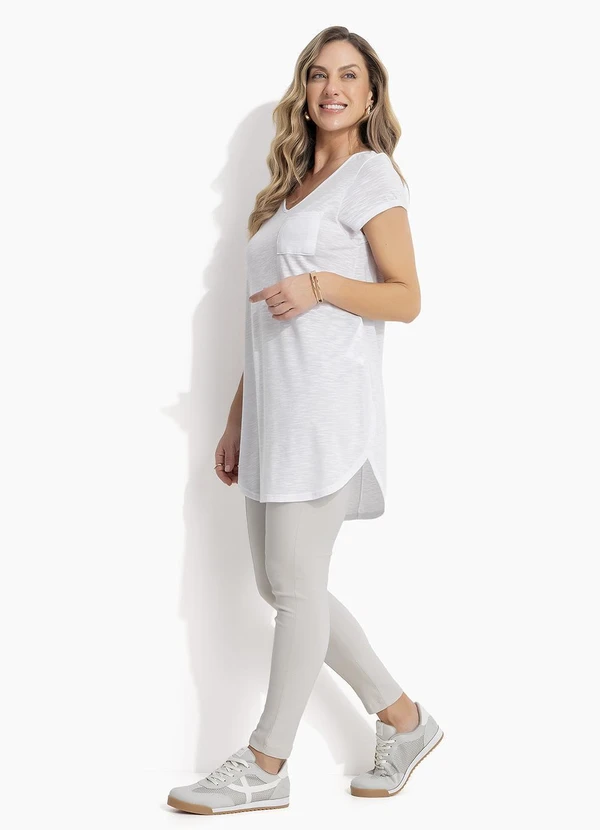 Quintess - Blusa Alongada Branca com Decote V 6