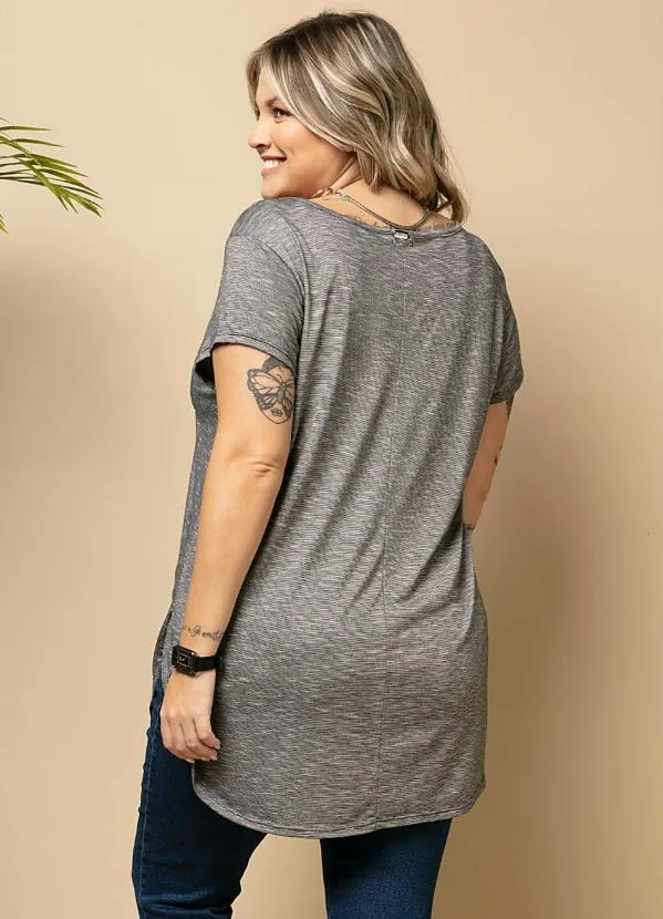 Quintess - Blusa Alongada Cinza com Decote V 7