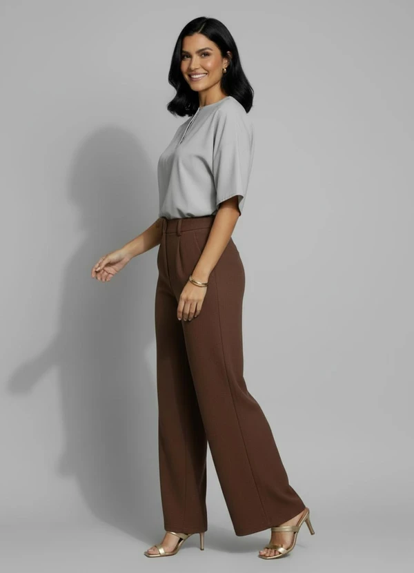 Quintess - Blusa Ampla Cinza Claro com Manga Morcego e Detalhe de Botão 15