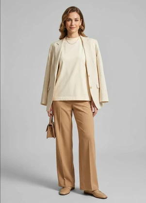 Enfim - Blusa Ampla em Malha Off White - ENFIM