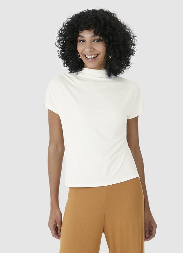 Malwee - Blusa Assimétrica em Malha Viscose Bege