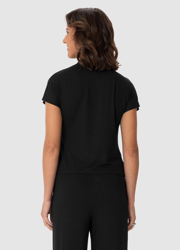Malwee - Blusa Assimétrica em Malha Viscose Preto 2