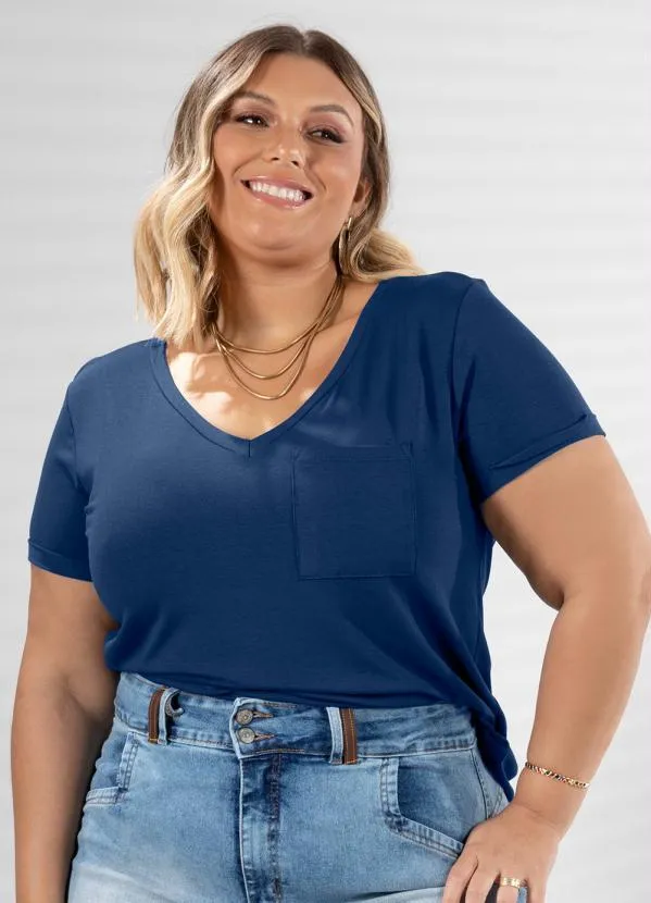 Quintess - Blusa Azul com Decote V e Bolso Frontal 5