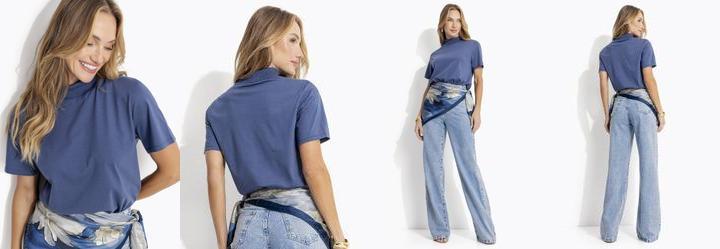 Blusa Azul em Malha de Algodo Penteado