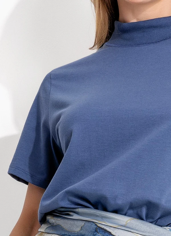 Quintess - Blusa Azul em Malha de Algodão Penteado 9