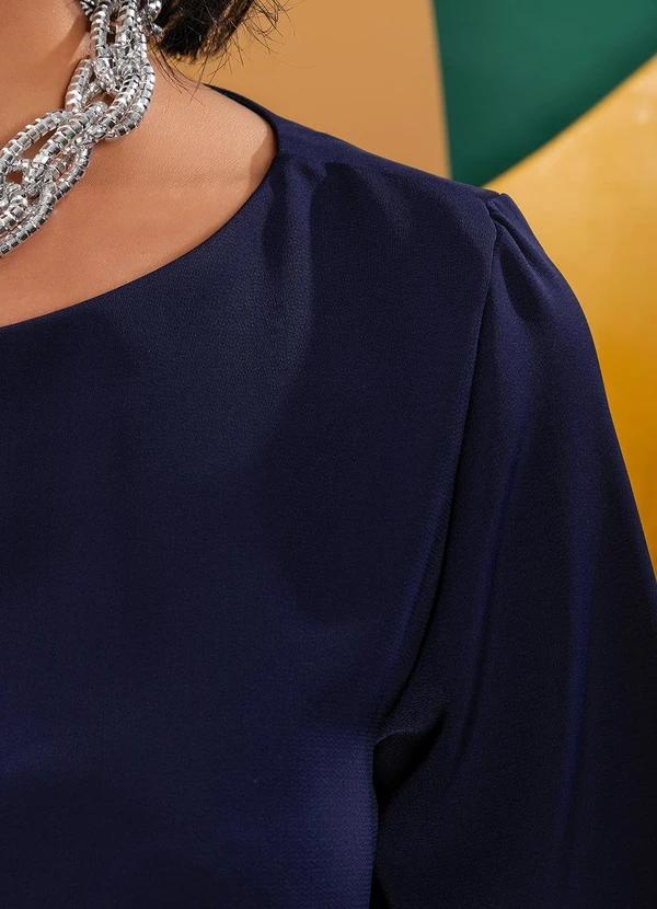 Quintess - Blusa Azul Marinho em Crepe Plano Acetinado 3