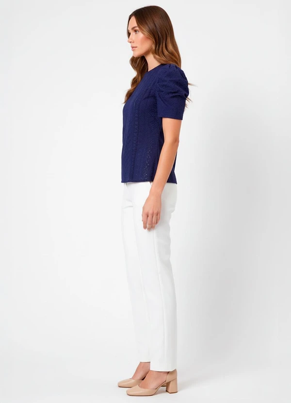 Quintess - Blusa Azul Marinho em Malha Laise 2