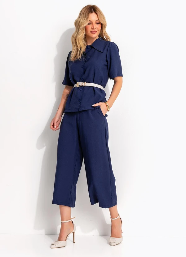 Quintess - Camisa Alfaiataria Azul Marinho com Gola Vintage e Manga Curta 3