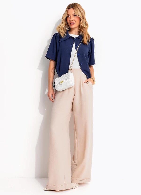 Quintess - Camisa Alfaiataria Azul Marinho com Gola Vintage e Manga Curta 5