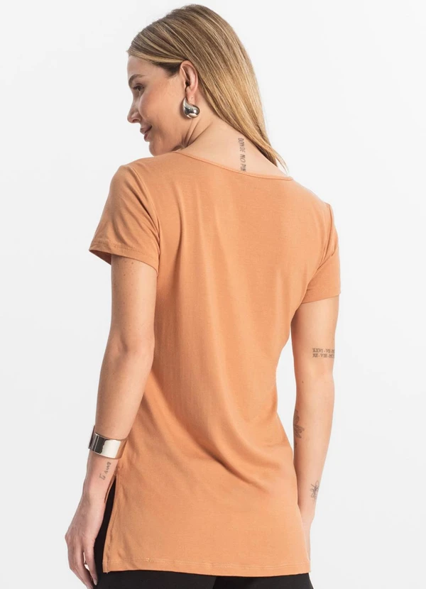 Rovitex - Blusa Básica Alongada Feminina Marrom 2