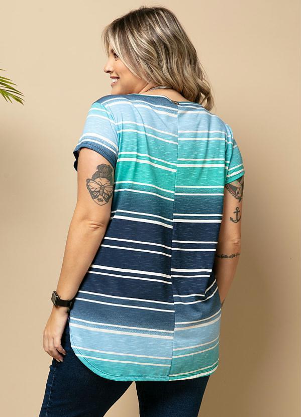 Quintess - Blusa Básica com Barra Arredondada Azul 6