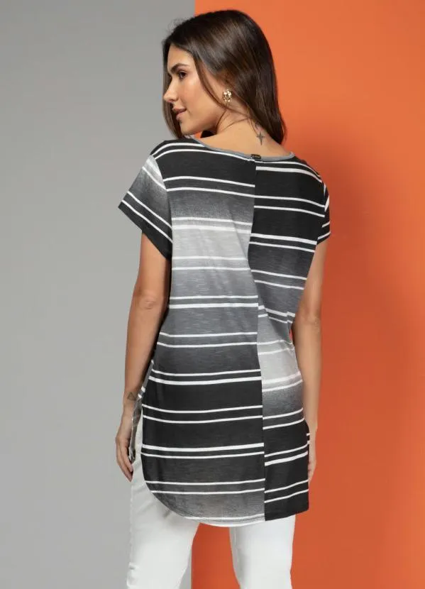 Quintess - Blusa Básica com Barra Arredondada Preta 2