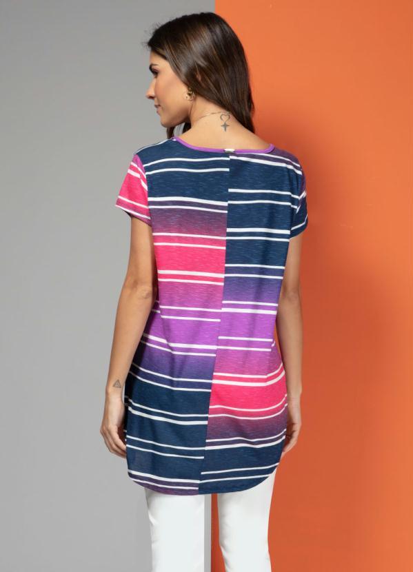 Quintess - Blusa Básica com Barra Arredondada Roxa 2