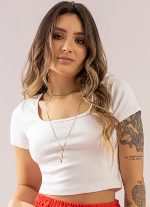 Just Basic - Blusa Básica em Malha Canelada Branco - JUST BASIC