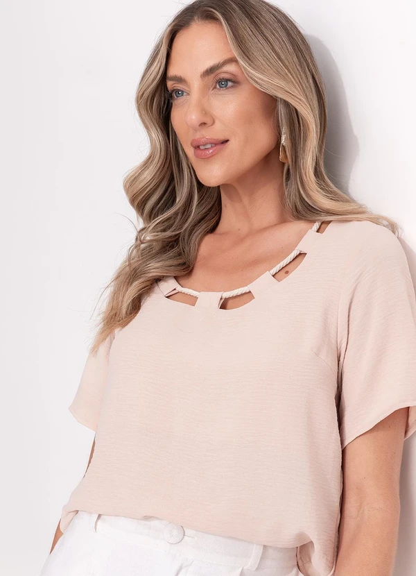 Quintess - Blusa Bege Claro em Crepe Plano