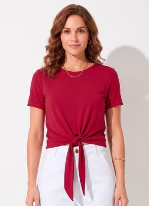 Blusa Bordô em Malha de Viscose com Nó Frontal e Manga Curta Blusa Bordô em Malha de Viscose com Nó Frontal e Manga Curta