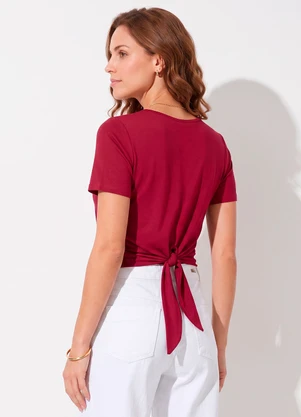 Quintess - Blusa Bordô em Malha de Viscose com Nó Frontal e Manga Curta - QUINTESS