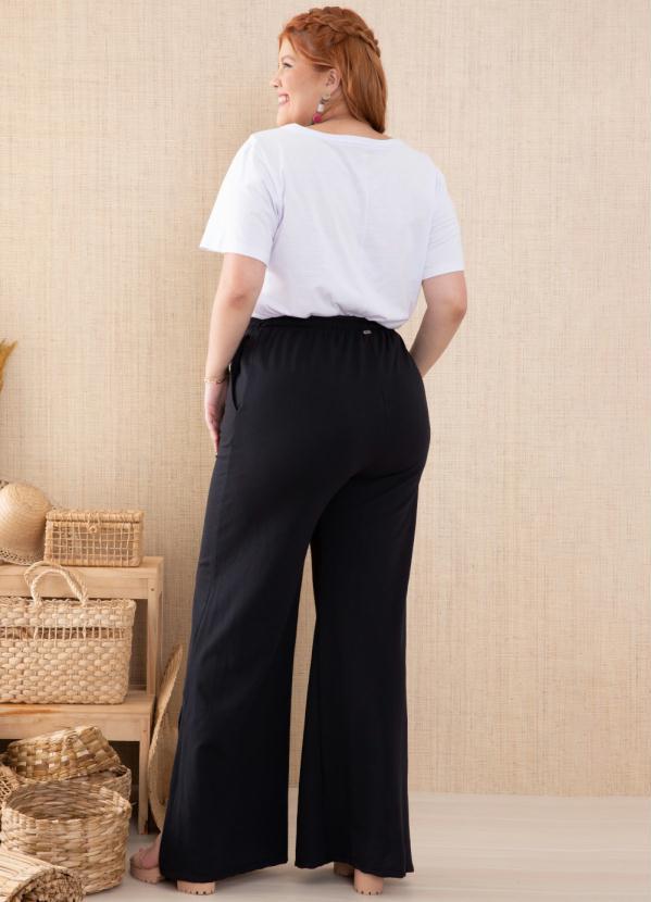 Quintess - Blusa Branca com Bolso 9