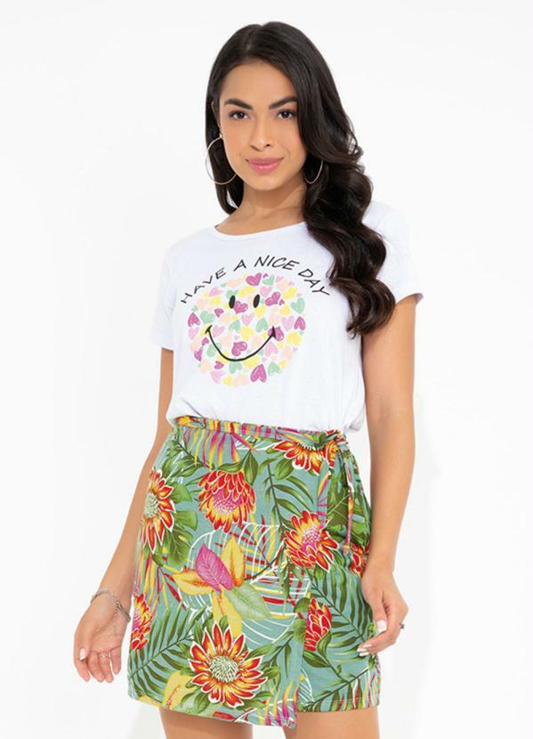 Blusa (Branca) com Mangas Curtas