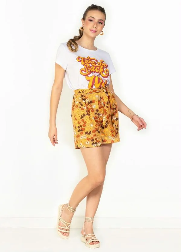 Moda Pop - Blusa Branca com Mangas Curtas 4