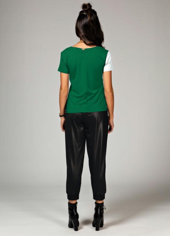 Quintess - Blusa Branca e Verde com Recorte Frontal 4