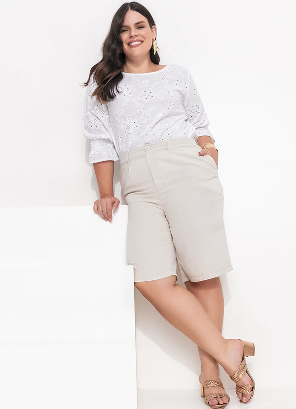 Quintess - Blusa Branca em Tecido Laise 11