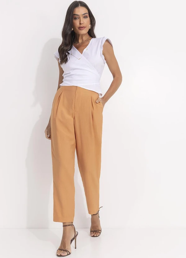 - Blusa Branco em Tecido de Tricoline 3