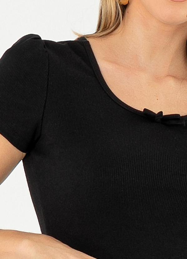 Cativa - Blusa Canelada Preto 3