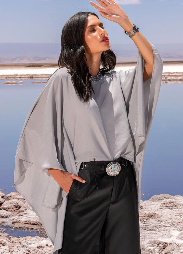 Quintess - Blusa Cinza Claro em Viscose Slub 17