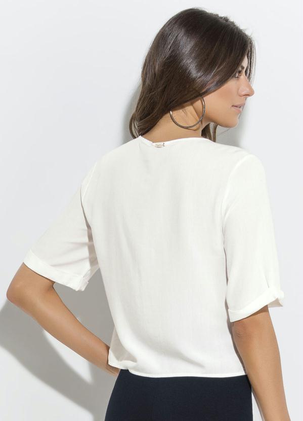 Quintess - Blusa com Amarração Off White e Preta Quintess 3