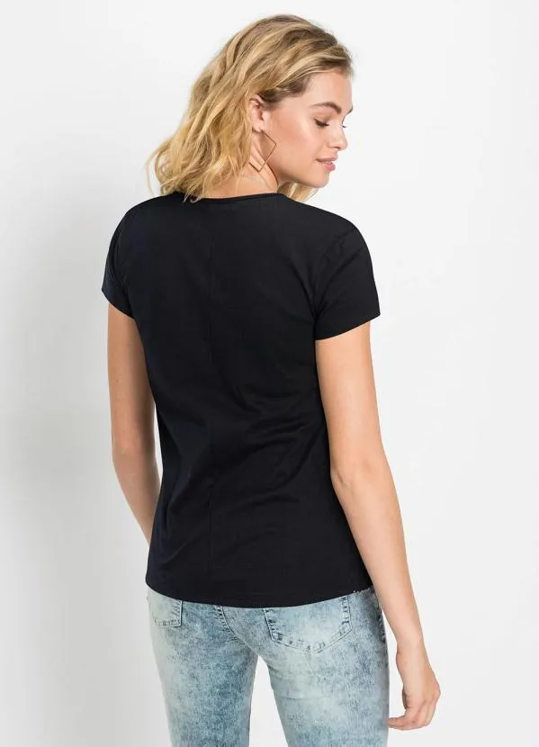 Queima Estoque - Blusa com Estampa Manga Curta Preta 4