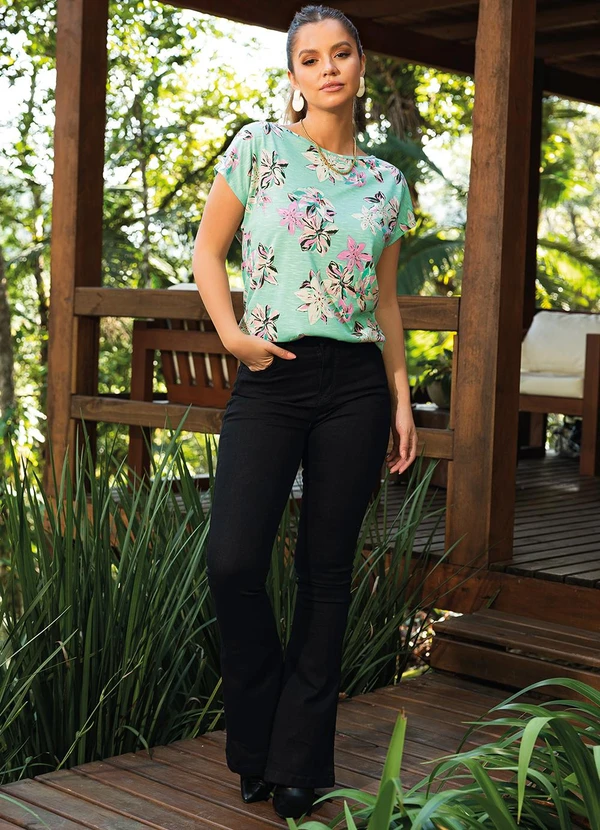 Quintess - Blusa com Mangas Curtas Floral Verde 11