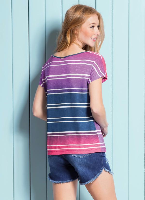 Quintess - Blusa com Mangas Curtas Listrada Rosa 2