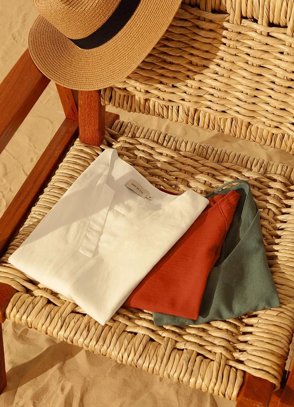 Principessa - Blusa com Peitilho Decote V em Viscose Off White Josiela 2