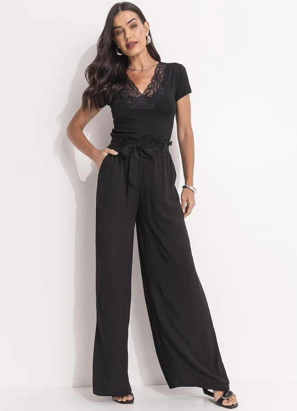 Quintess - Blusa com Renda Preta 6