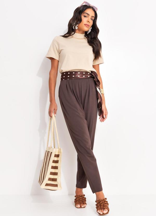 Quintess - Blusa com Trabalhado Decote Bege em Molecotton 3