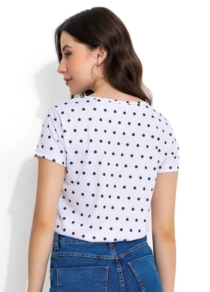 Moda Pop - Blusa com Vazado no Decote Poá Preto - MODA POP