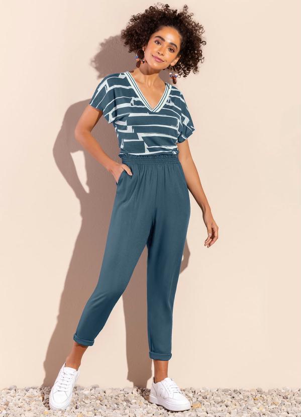 Marialícia - Blusa Criativa Comfy Decote com Retilínea Azul 2